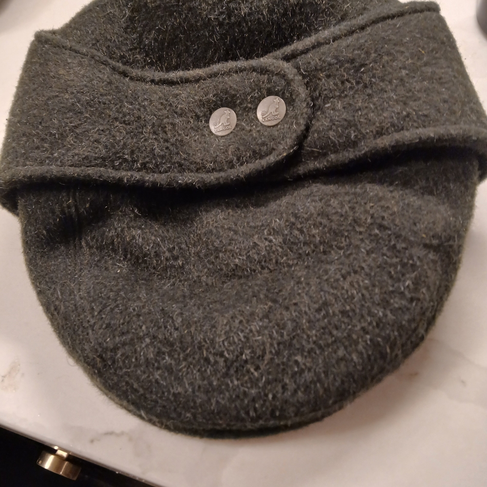 Kangol Heritage Men's Dark Gray Wool Blend Cap with Snap Buttons